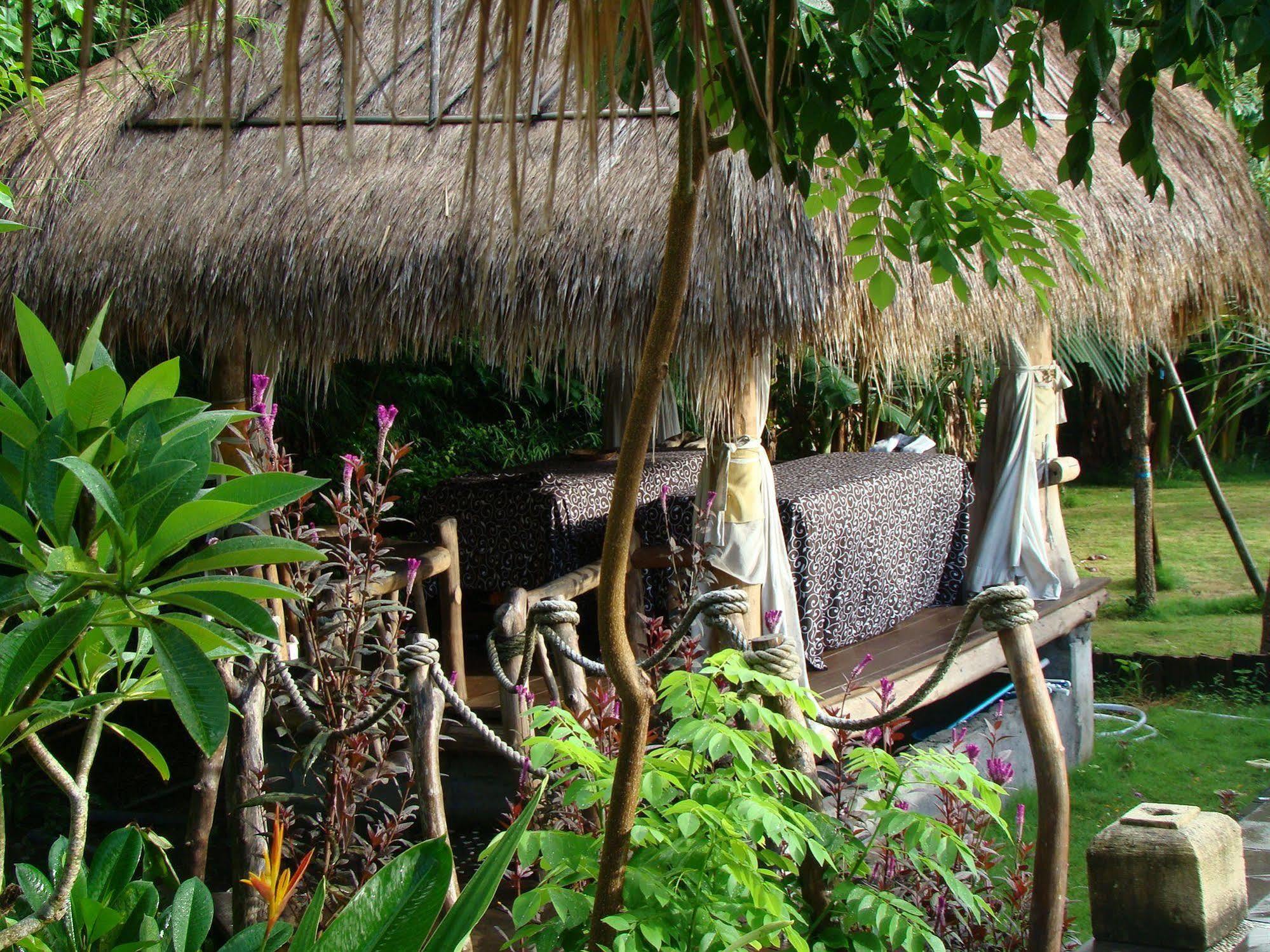 Flower Bud Bungalow Pecatu Kültér fotó